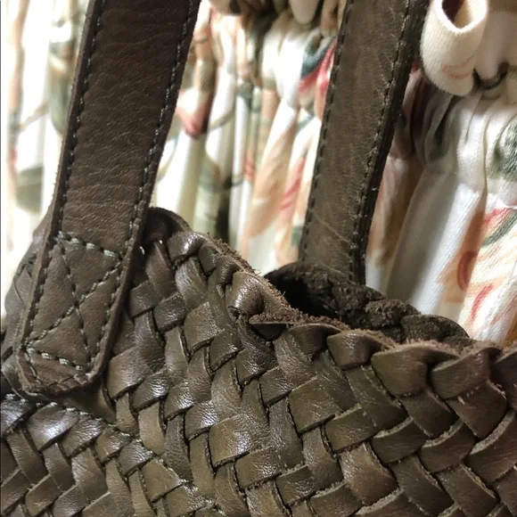 Madewell Olive Woven Shoulder Bag - Picture 6 of 13